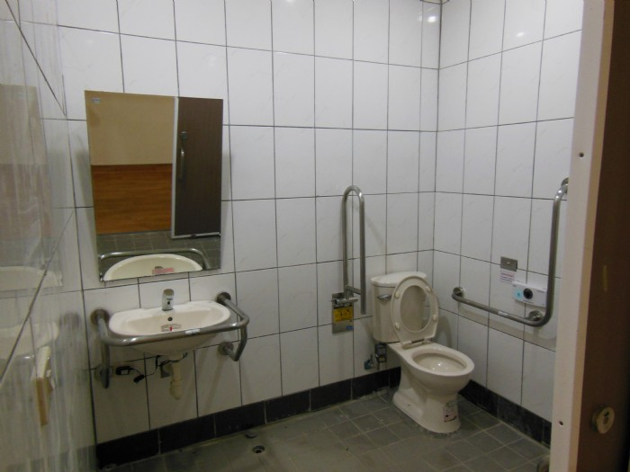 行政圖資樓無障礙廁所